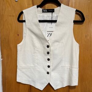 Zara Off-White Sleeveless Vest
